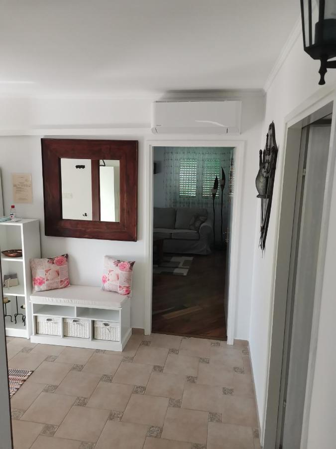 Apartmani Godinić Palit Zewnętrze zdjęcie